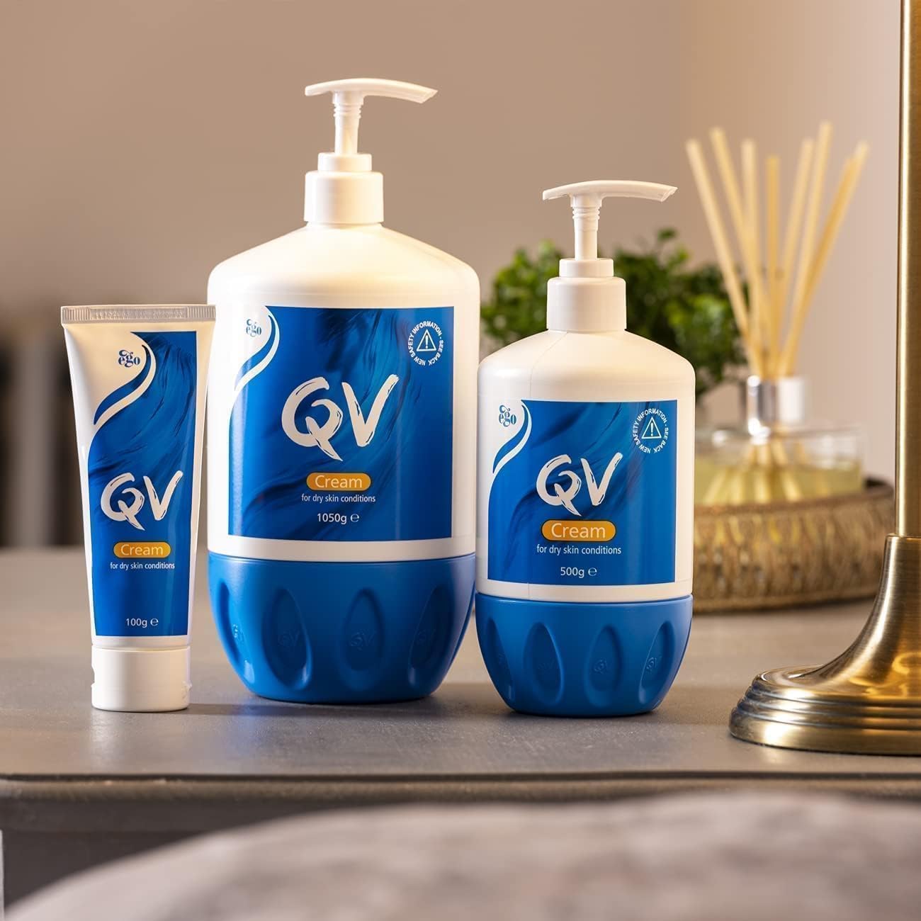 QV Cream with 10% Glycerin (100g) Rich Protective Moisturiser for Sensitive, Dry Skin, Fragrance Free, Noncomedogenic Body Cream, Hydrating Skin Care for Eczema, Psoriasis, Dermatitis, Tube