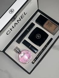 Chanel Box with Accessories