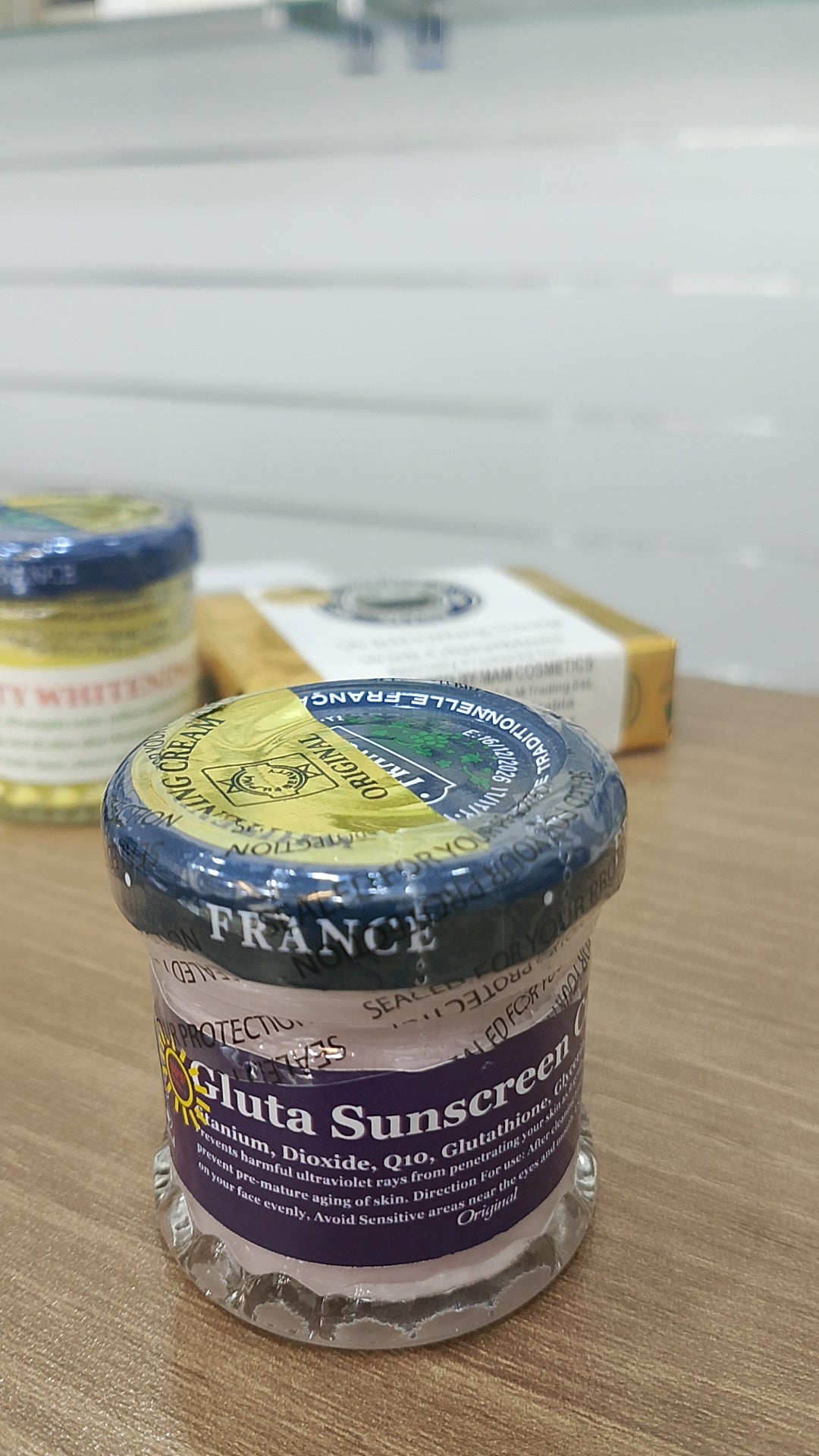 ⨠Glow Naturally with St. Dalfour â Cream & Soap Duo đ¸